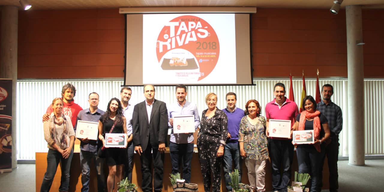 Una Torrija de tomate con ‘bakalao’ confitado, de Pintxoteca Cobos, primer premio de la ruta gastronómica ripense “Tapas Musicales”