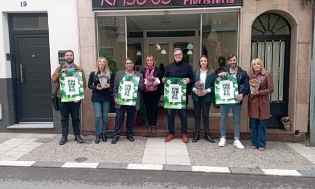 Los comercios de Arganda vuelven a llenarse de primavera con premios y regalos de flores y plantas