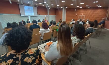 NP Rivas celebró un encuentro empresarial para aclarar dudas sobre la factura electrónica y el nuevo sistema de cotización por ingresos reales