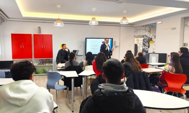 ASEARCO anima a los estudiantes del IES Duque de Rivas a perder el miedo y convertir sus sueños en proyectos empresariales