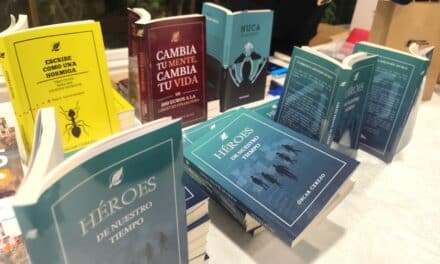El escritor Óscar Cerezo lanza “Héroes de nuestro tiempo”, un libro que narra los sueños y la aventura vital de ocho emprendedores de Arganda y Rivas
