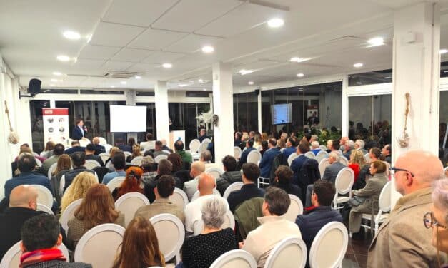 El encuentro empresarial navideño de ASEARCO 2025 reunió a unas doscientas personas para compartir conocimientos, crear sinergias y vivir emociones