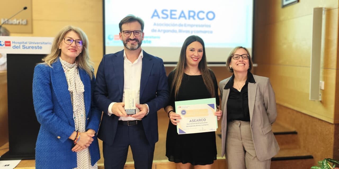 ASEARCO recibe el premio Excelencia en reconocimiento a su compromiso y colaboración con el Hospital del Sureste